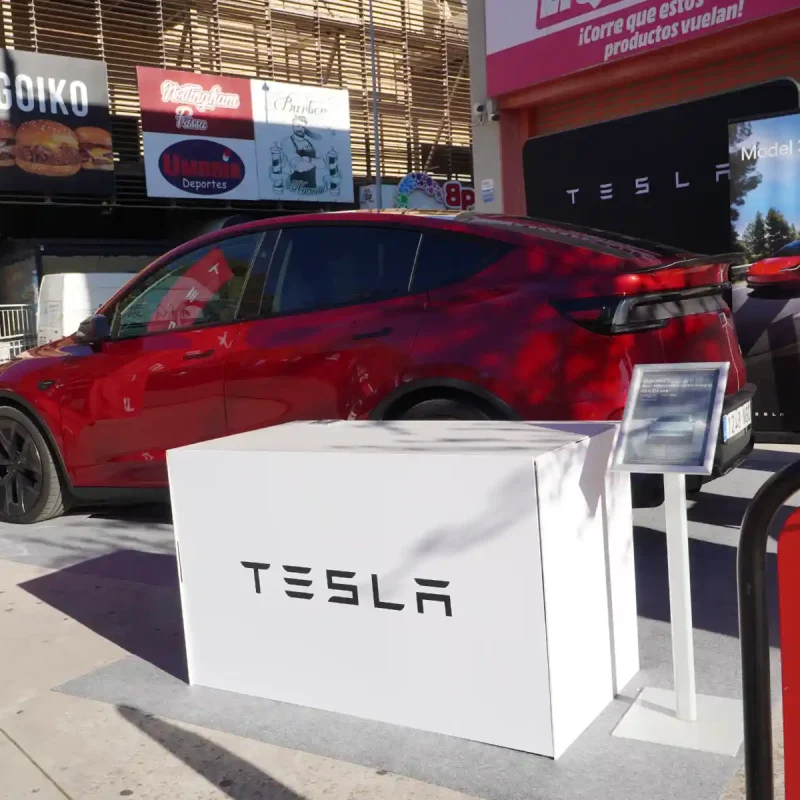 tesla-006
